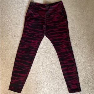 ⭐️Old Navy Active Leggings⭐️